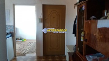 apartament-cu-2-camere-decomandat-de-vanzare-4